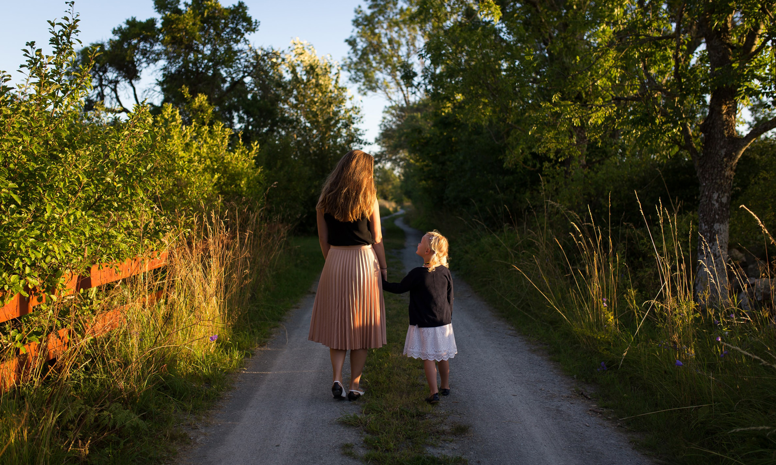 Image showcasing How to Parent Like a Minimalist